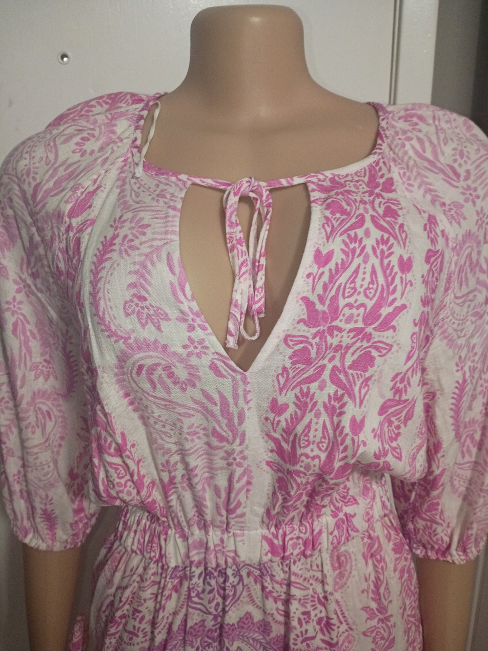 Zara Pink Patterned Tiered Tie-Neck Mini Dress - Picture 3 of 9